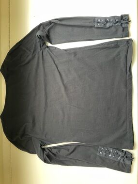 Chaps Black Crewneck Long Sleeve Top